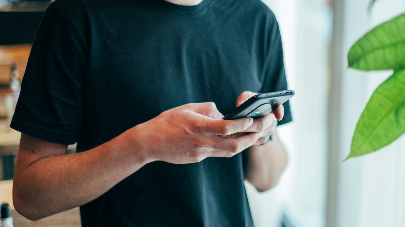 Surfshark kortingscode gebruiken op je smartphone